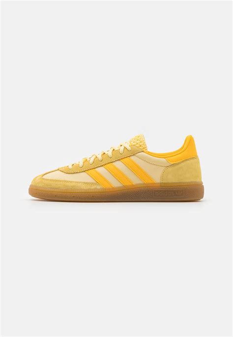 adidas handball spezial gold|adidas handball spezial unisex.